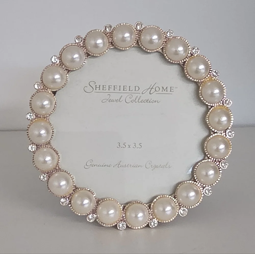 Sheffield Home Jewel Collection Round Pearl & Crystal Frame 3.5